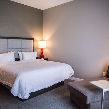 Hampton Inn-Понтиак Экстерьер фото