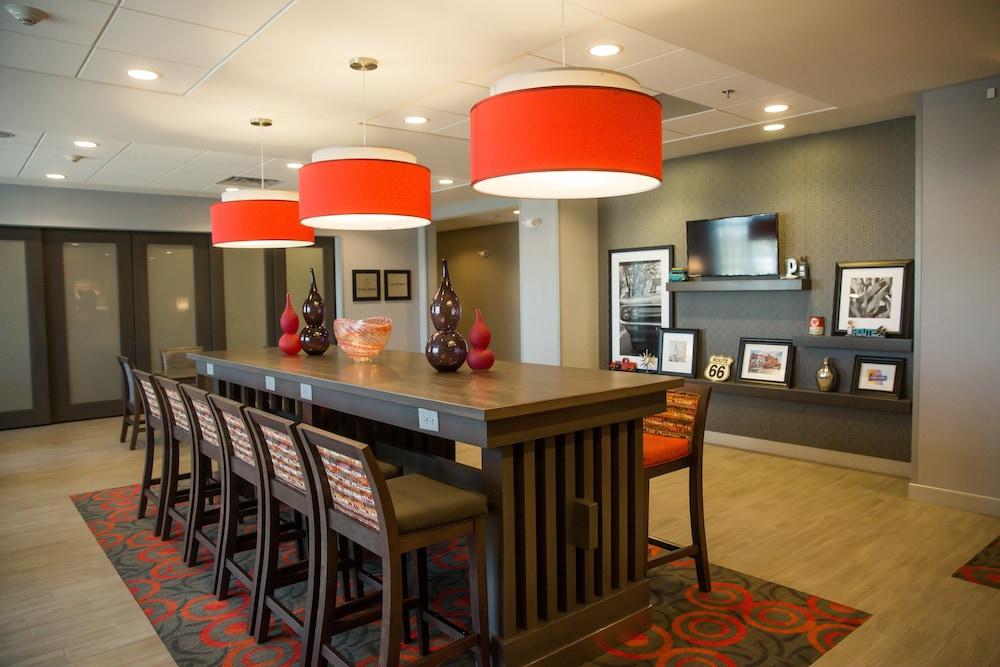 Hampton Inn-Понтиак Экстерьер фото